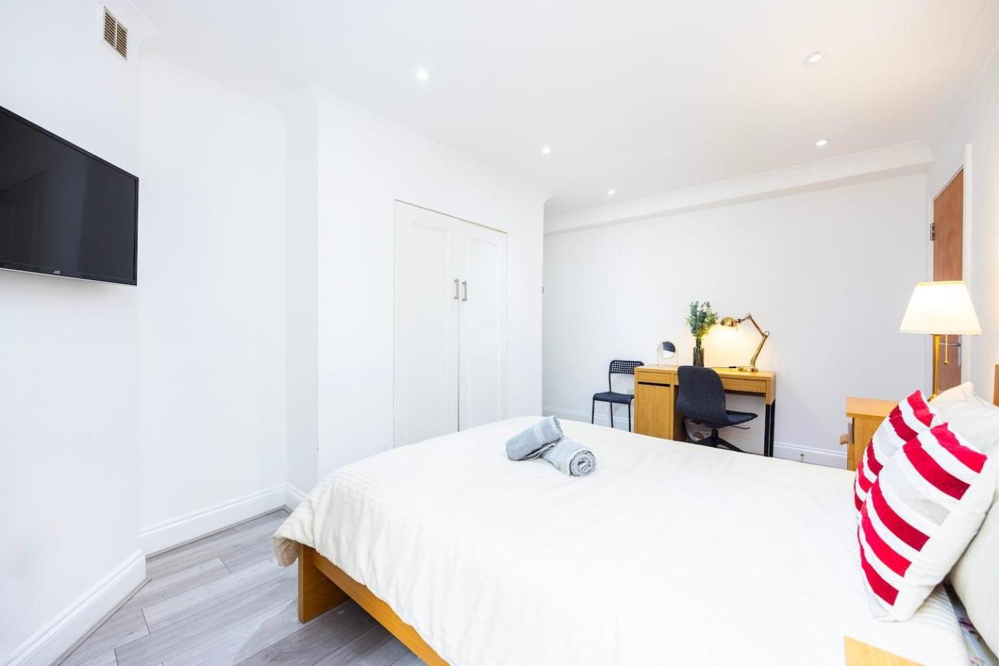 Three Bedroom 3 Bathroom In Kensington
